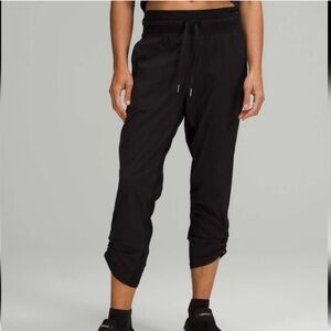 Lululemon black dance joggers